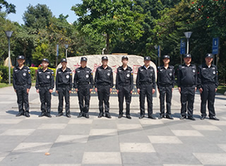 得安服務(wù)很專(zhuān)業(yè)，我們很放心